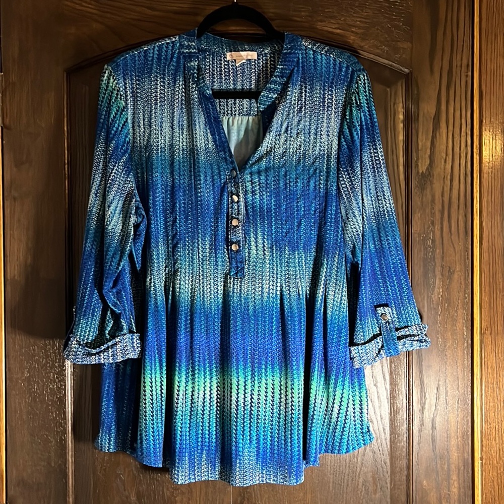 Swing top 3/4 length sleeve